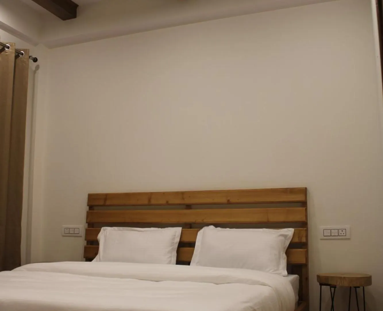 Silentwoods Homestay Shimla 0*,