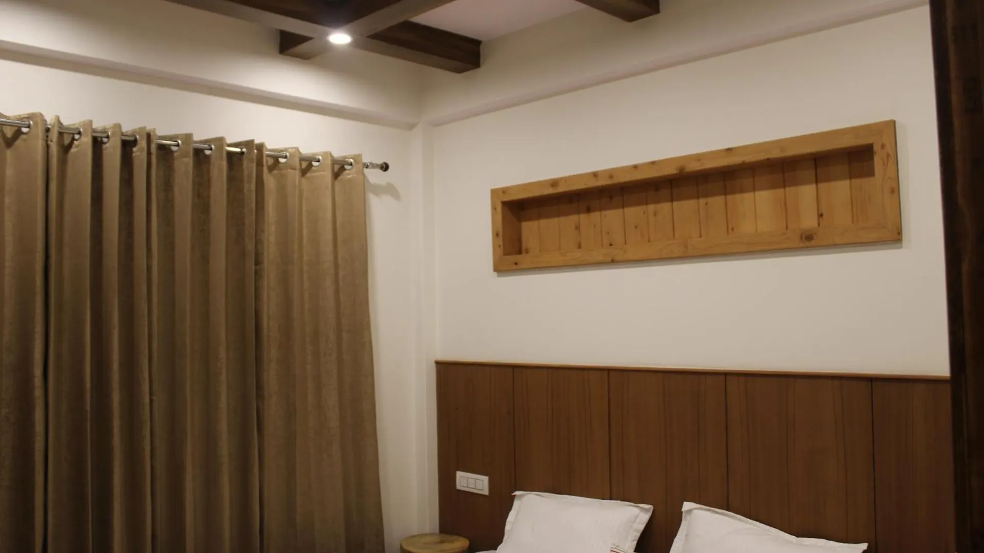 Silentwoods Homestay Shimla